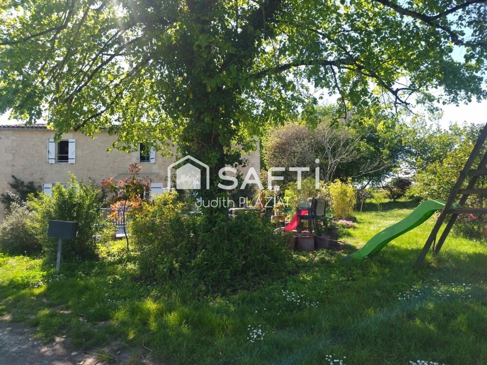 Vente Maison Maison en pierre entourée de verdure Montignac
