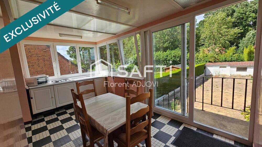 Vente Maison Donnez vie à vos projets dans cette maison idéalement située,offrant de multiples possibilités d'aménagement et un véritable pot Wormhout