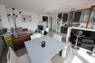  Appartement � vendre 4 pi�ces 77 m�