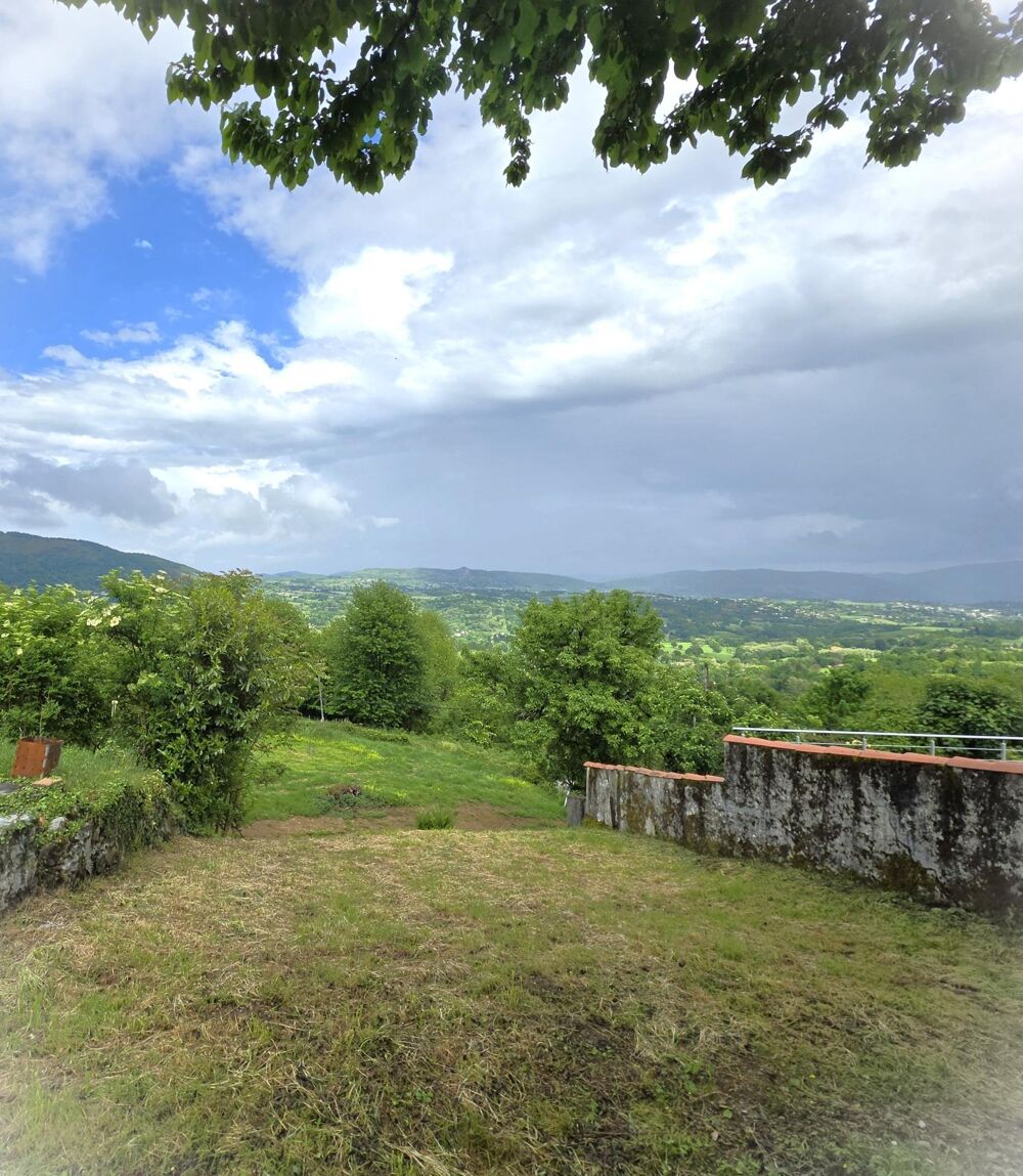 Maison en pierre entièrement rénové avec jardin