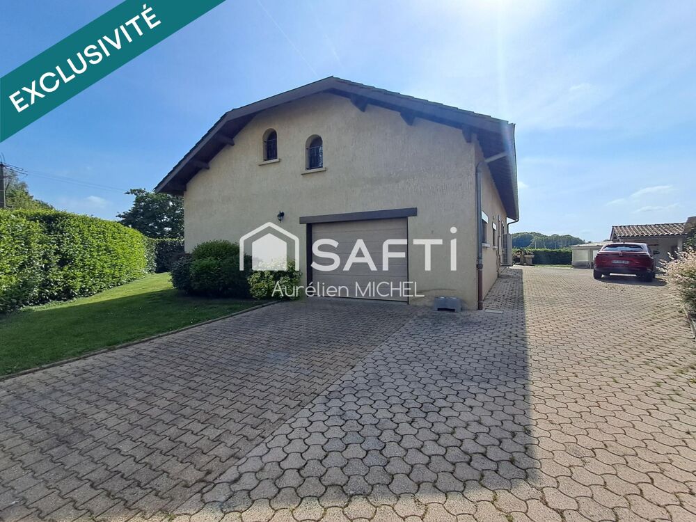 Villa familiale de 6 chambres et 1 bureau