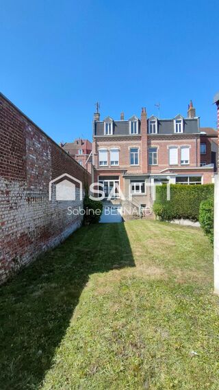  Maison  vendre 7 pices 182 m
