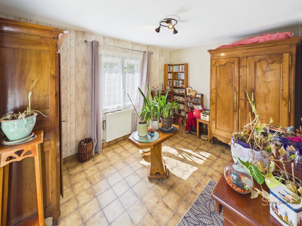 Vente Maison Maison traditionnelle 6 pièces en quartier calme La roche-sur-yon