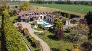  Maison � vendre 12 pi�ces 335 m�