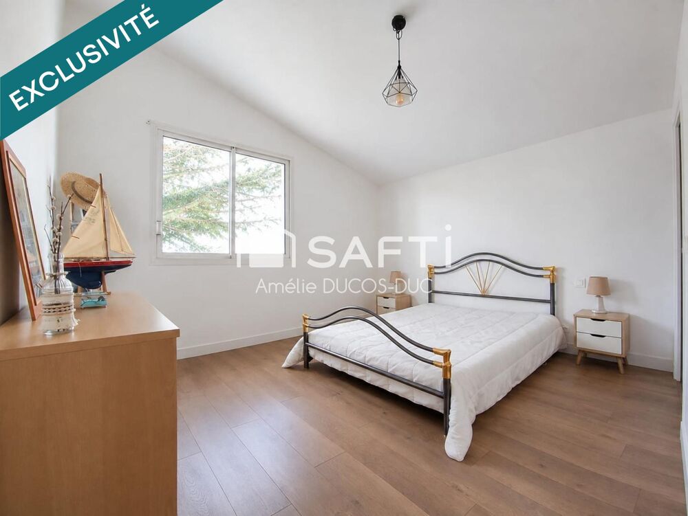 Vente Maison Maison familiale 3 chambres, 1 bureau, 1 salle de bain, 1 salle d'eau, 2 WC, 1 garage Pessac
