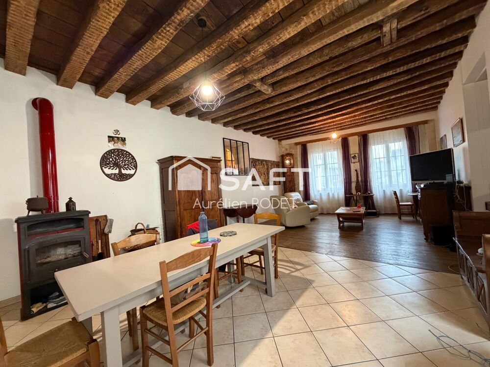 Maison de charme, vie plain-pied, coeur de ville.