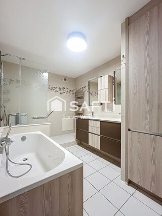  Appartement � vendre 4 pi�ces 84 m�