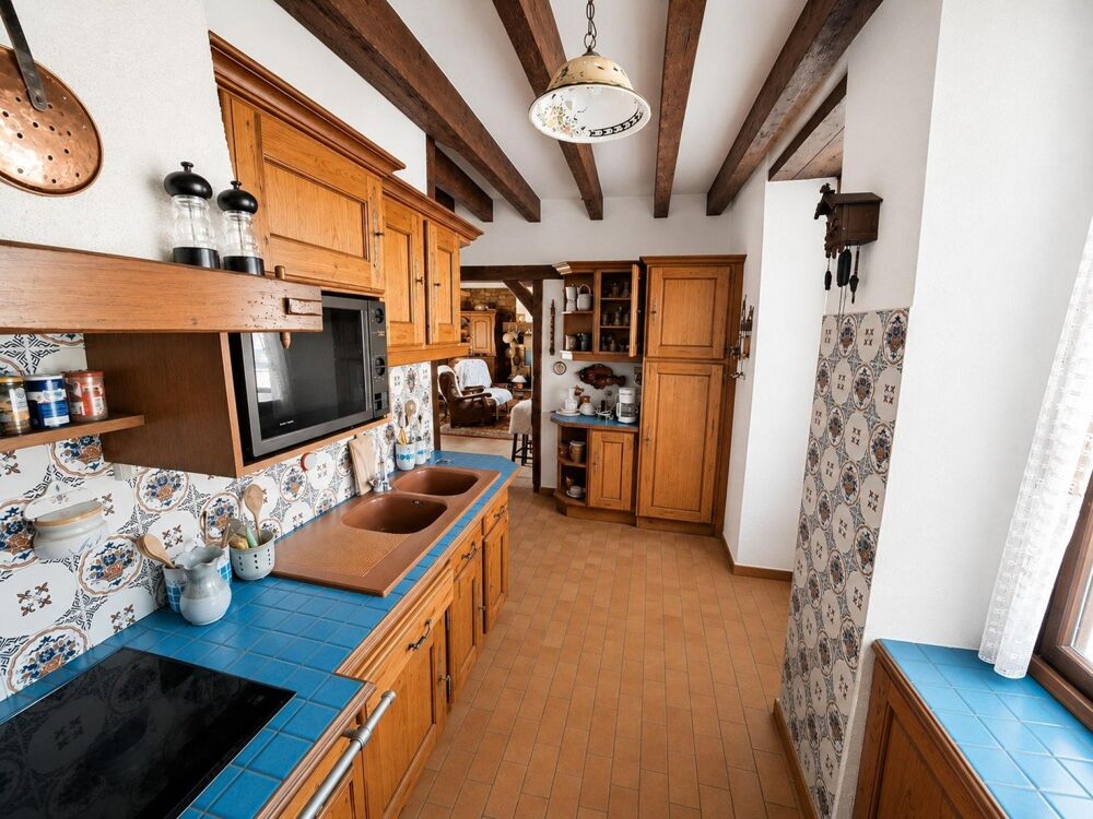 Vente Maison Vous recherchez le calme, la nature et un cadre de vie paisible ? Cette propriété au beau potentiel n'attend plus que vous ! Tranzault
