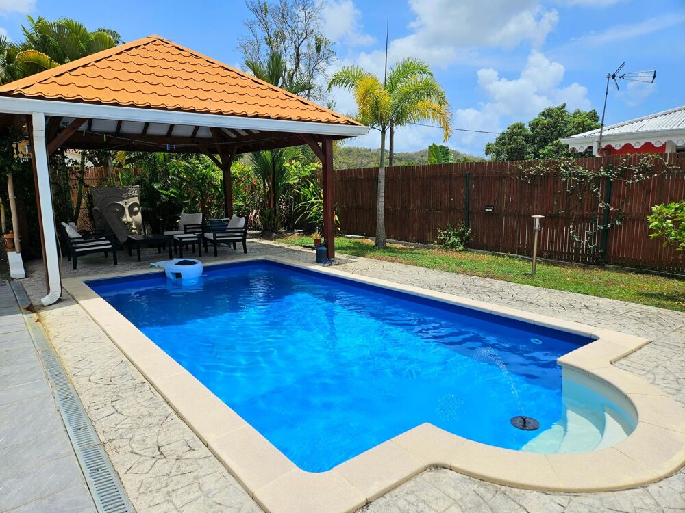 Vente Maison Maison plain-pied piscine Rivière-Salée Riviere-salee