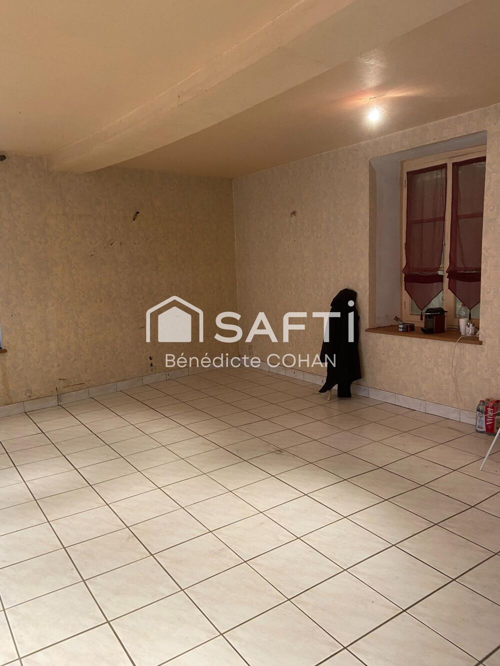 Vente Maison Maison de ville, possibilité de professions libérales, 5 chambres avec garage et deux jardins non attenant Prunay-le-gillon