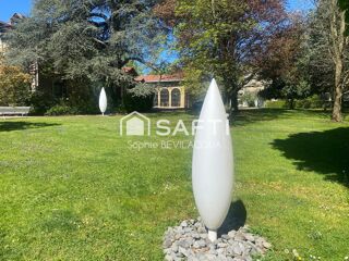  Appartement à vendre 6 pièces 180 m²