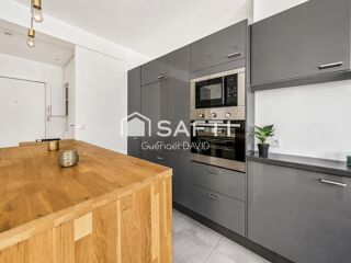 Vente Appartement RARE : APPARTEMENT, JARDIN, CAVE ET PARKING Courbevoie