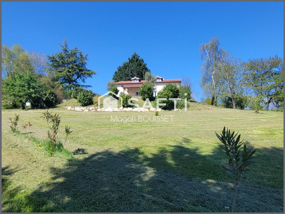 Charmante Maison T6 de 179m², 5 chambres dont une suite parentale, piscine, terrasses, garages, jardin de 3446m². Finitions à pr
