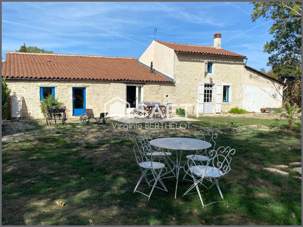 CHARME ET AUTHENTICITE /ANCIENNE FERME RESTAUREE/ 7 PIECES / DEPENDANCE/ 2210 M2 DE TERRAIN / A 30 MINUTES DE NIORT !