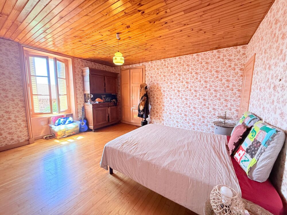 Vente Maison Ferme rénovée avec dépendances Cremeaux