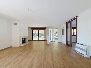  Maison à vendre 6 pièces 196 m²