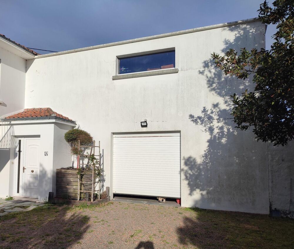 Vente Maison 3 chambres, bureau et grand garage sur un terrrain de 635m2 Olonne-sur-mer