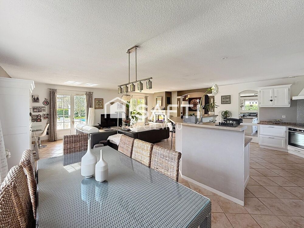 Vente Maison Et si votre prochain coup de cœur se trouvait ici… Charnay-les-macon