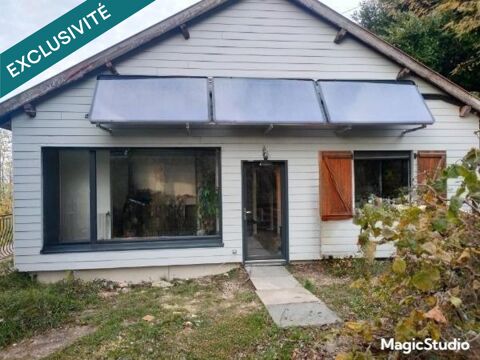   Maison r�nov�e de 106 m� , 3 chambres,sur terrain clos de 1 064 m� Secteur calme � 15 min de Lons-le-Saunier Maison - 6 pi�ce(s) - 106 m�