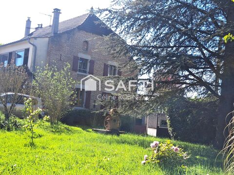   Maison de charme Maison - 8 pi�ce(s) - 204 m�