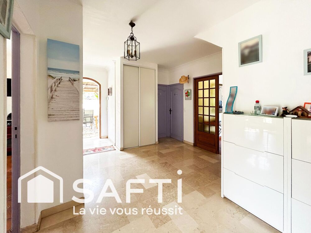 Vente Maison Maison de 235m² avec parc de 11880m² et piscine Pompignac