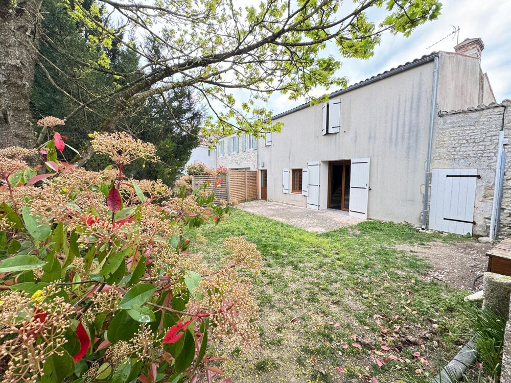 Vente Maison Maison de bourg 4 chambres proche commerces Marsilly