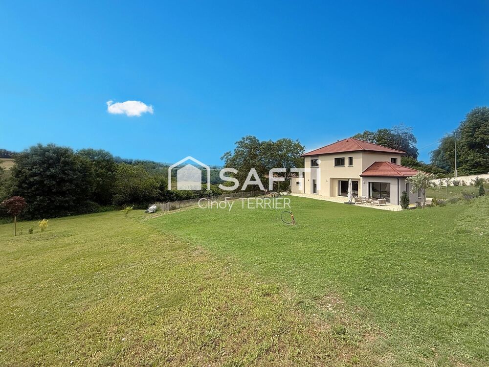 Maison 6 pièces 148 m² · à Montrevel · 148 m² · 449 000 €