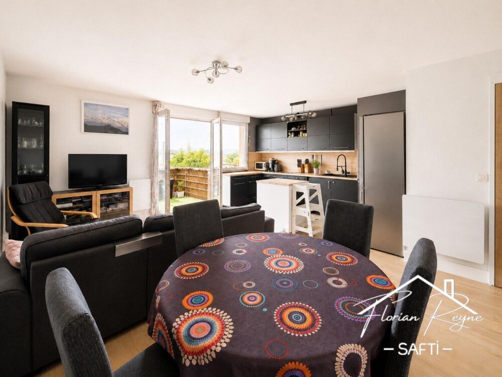 Appartement T3 traversant de 66 m² avec balcon