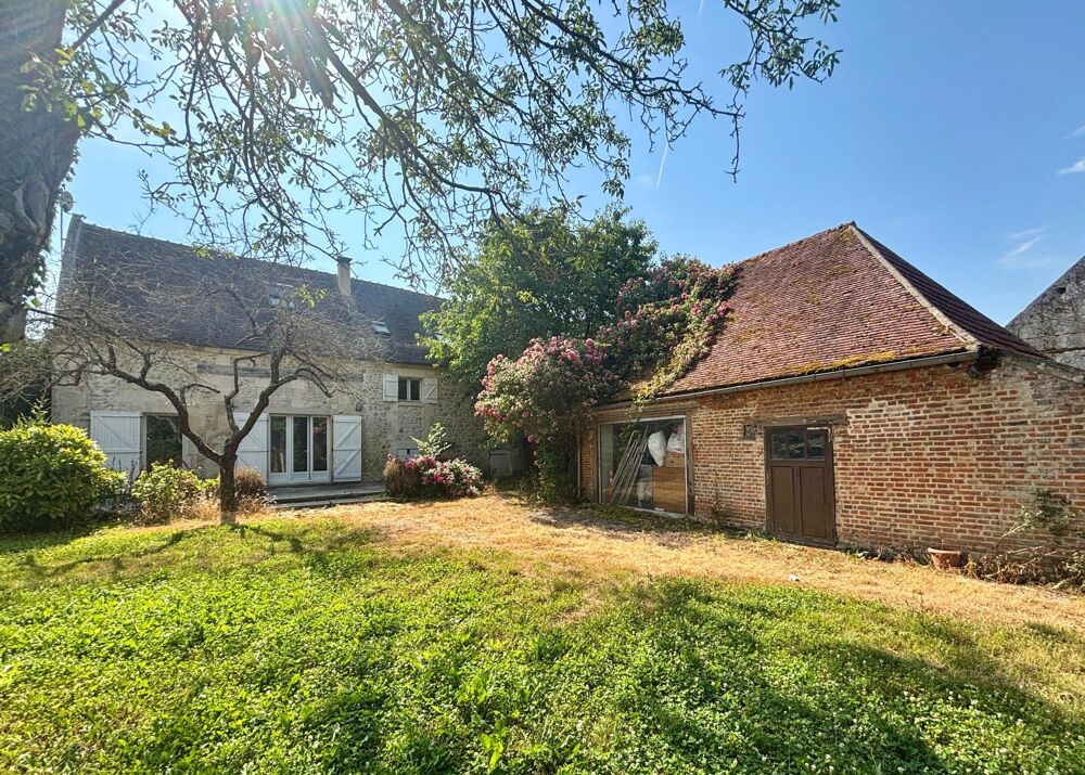 Maison de 117 m² avec jardin et dépendances