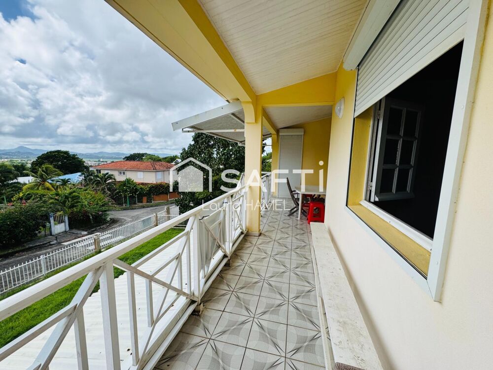 Vente Maison Maison comprenant 2 T4 sur terrain de 585m2 Le lamentin