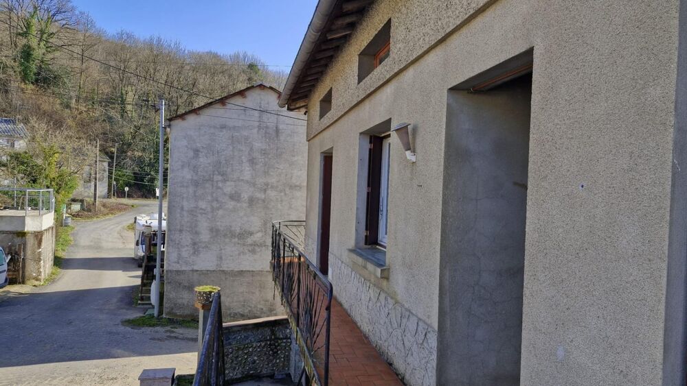 maison avec garage, jardin, terrasse et dépendance