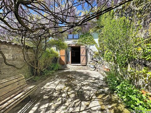   Maison � fort potentiel Maison - 4 pi�ce(s) - 140 m�