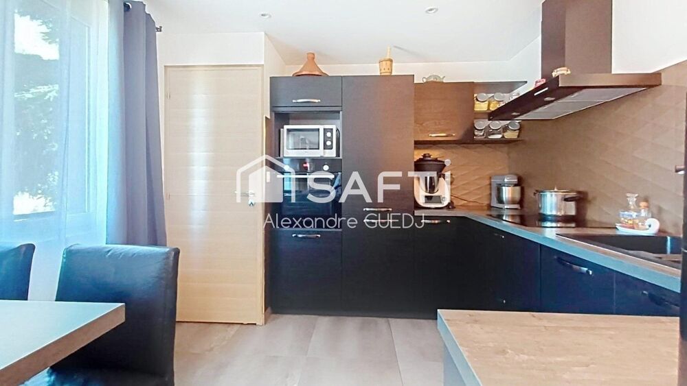 GRANDE MAISON INDIVIDUELLE ENTIEREMENT RENOVEE