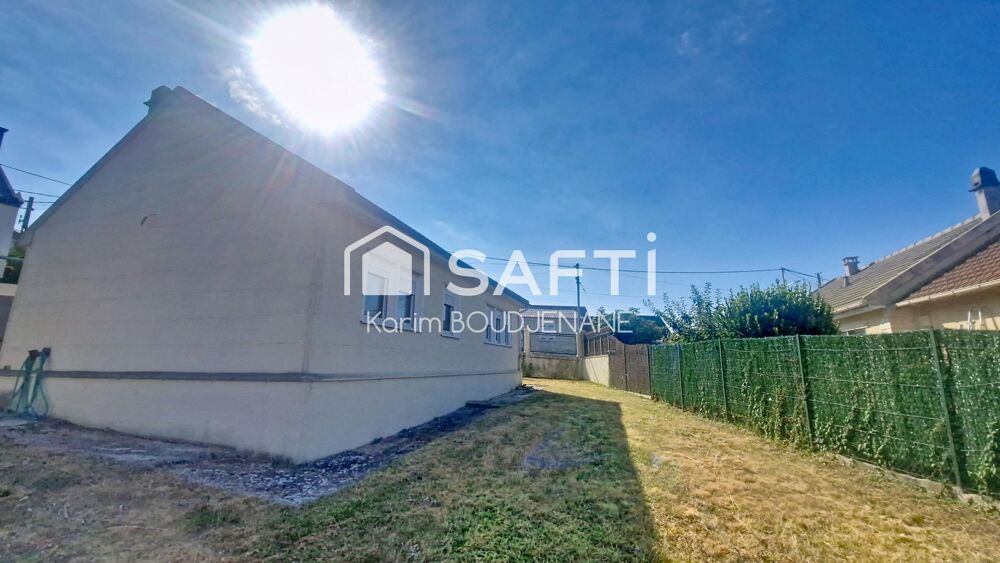Maison individuelle de plain-pied, 3 chambres, garage, dépendance sur 440 m2 de terrain...
