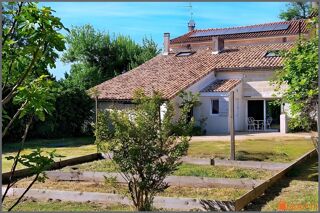  Maison à vendre 6 pièces 194 m²