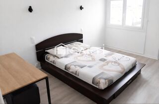  Immeuble � vendre 493 m�