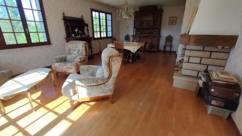 Maison traditionnelle de 110 m² sur sous sol complet