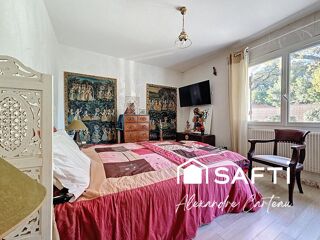  Maison � vendre 8 pi�ces 210 m�