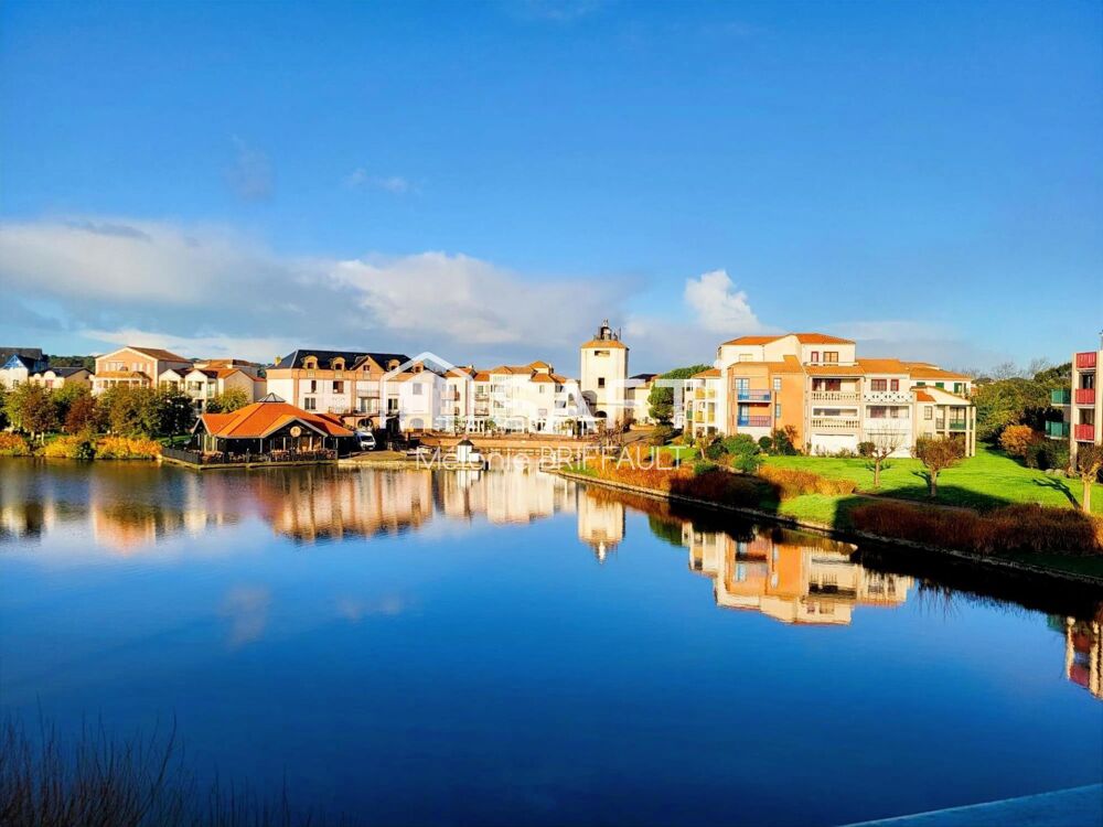 Vente Appartement Appartement 21 m2 avec balcon vue imprenable sur le Lac Talmont-saint-hilaire