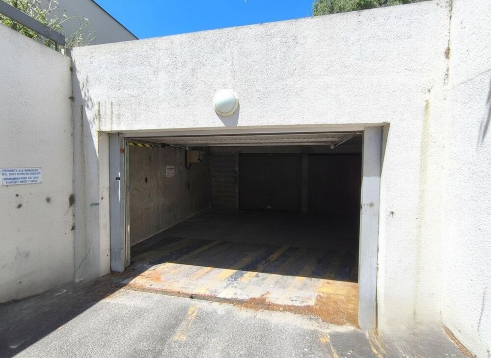 Vente Parking/Garage Box fermé situé à Toulouse (31100) Toulouse