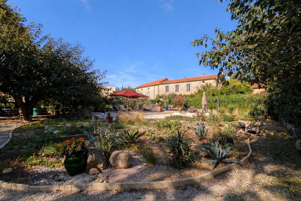 Vente Maison 308 m² hab- 913 m² Terrain- Loft 90 m²- Piscine Sorede
