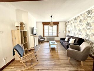  Immeuble à vendre 211 m²