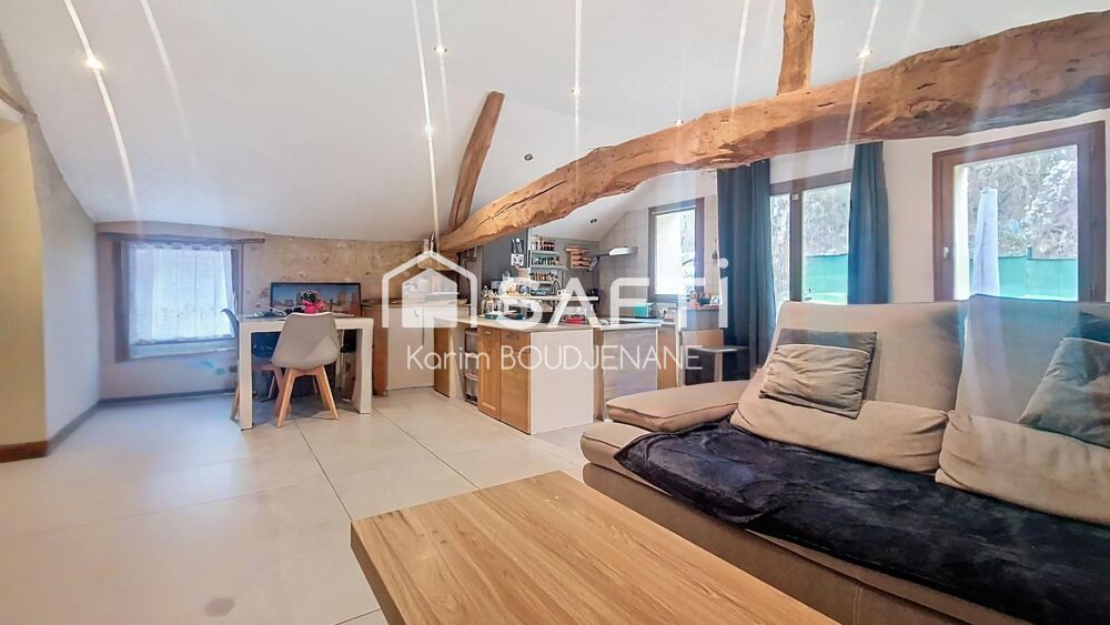 Vente Appartement Grande pièce à vivre, 2 chambres, jardin, parkings Seugy