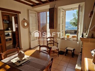 Vente Maison Maison en pierre avec vue dominante et cour – Lacoste, village emblématique du Luberon Lacoste