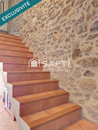  Maison � vendre 9 pi�ces 307 m�