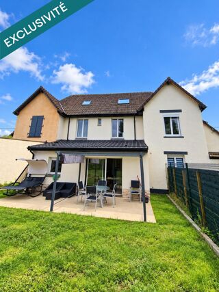 Vente Maison Maison mitoyenne sans aucun travaux  avec 2 stationnements privés, un jardin,  dans un quartier calme Avion