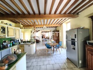  Maison à vendre 6 pièces 235 m²