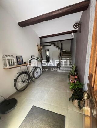  Maison � vendre 9 pi�ces 260 m�
