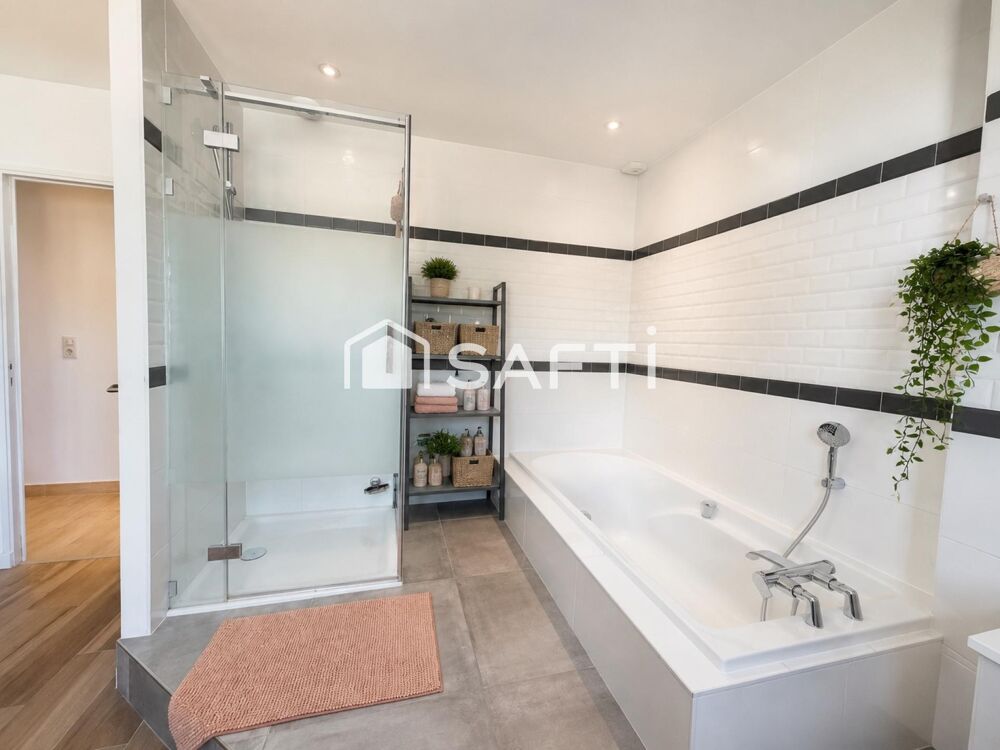 Vente Maison Longère en pierre avec studio indépendant et revenu locatif Eysines