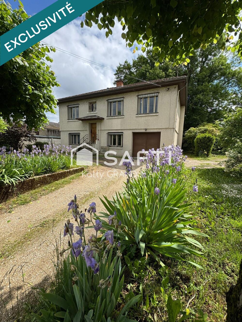 Vente Maison Maison à Péronnas 173 m² sur un terrain de 993 m² Peronnas